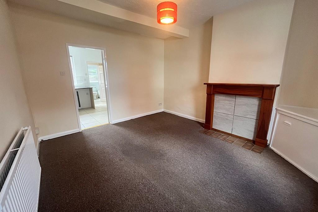 2 Upper Lord Street, Oswestry, SY11 1LT To Let